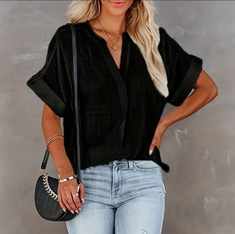 SALE** BRAND NEW BLACK FLOWING TOP
